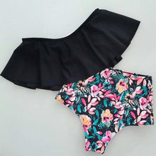 Load image into Gallery viewer, Floral Ruffled Bikini Set